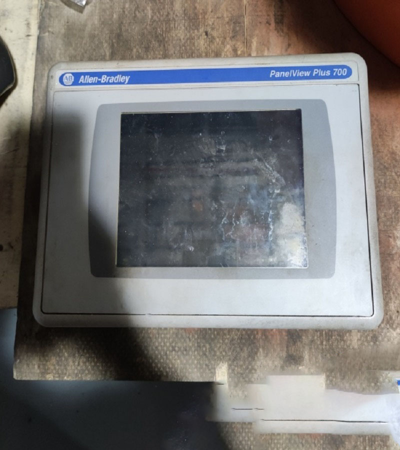 倍福CP2951觸摸屏黑屏哪里維修速度快并且專(zhuān)業(yè) 附近維修 推薦維修 